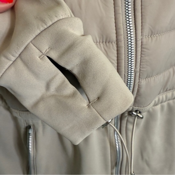 Avia Athletic Full Zip Quilt Top Jacket Size Small Beige Cinch Waist Activewear - Picture 6 of 12